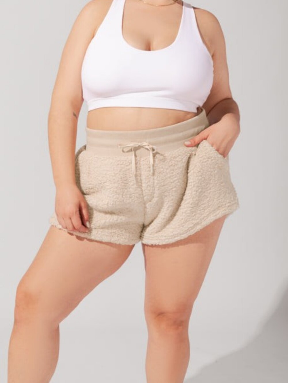 POPFLEX Faux Sherpa Short with Pockets - Taupe